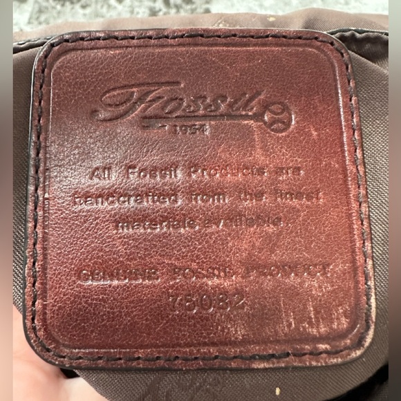 Vintage Fossil Leather Y2K Shoulder Bag Brown Flap Purse Key Charm 75082 - Picture 9 of 14